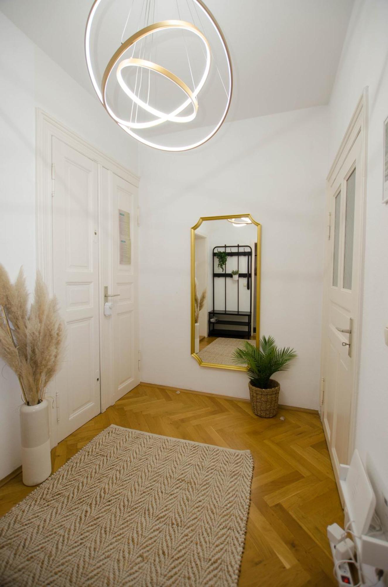 Апартаменты Casarina - Stilvoller Altbau In Zentraler Lage Дрезден Экстерьер фото